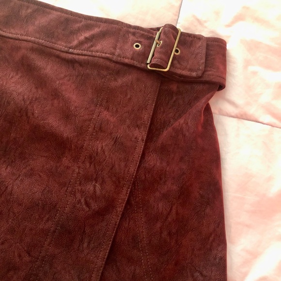 Spring Cleaning and Moving! Declutter time - Picture 3 of 3